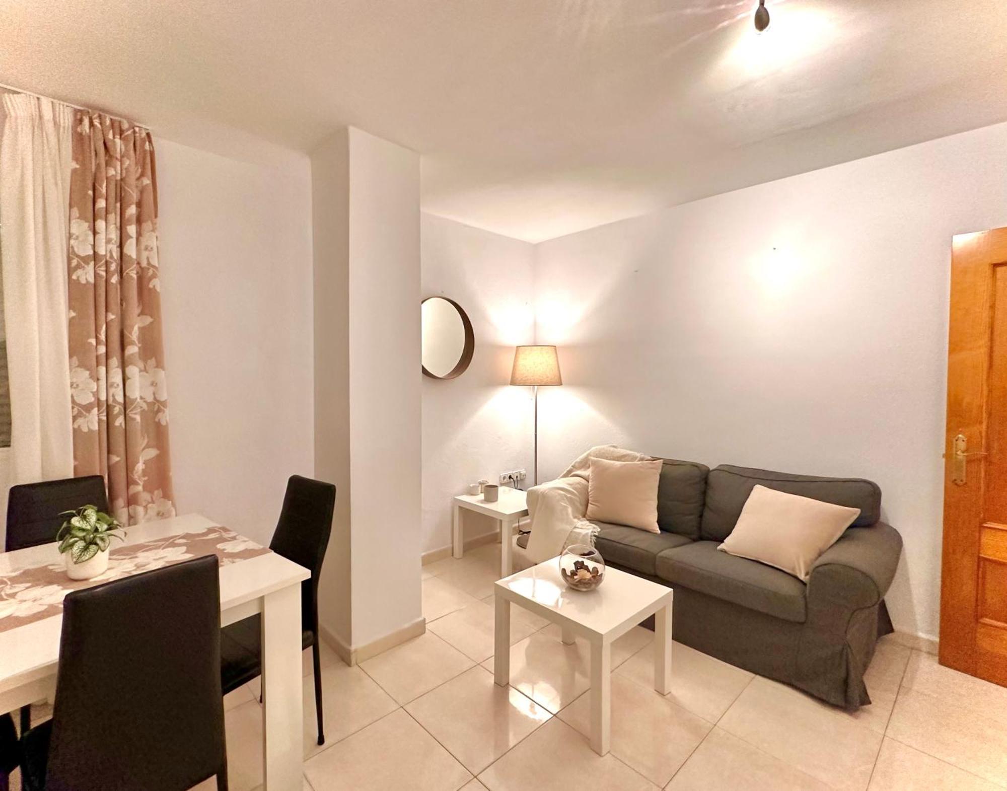 Apartamentos J&K 토레몰리노스 외부 사진