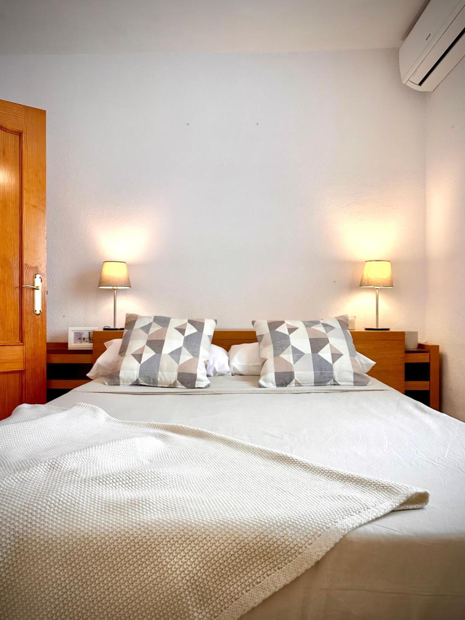 Apartamentos J&K 토레몰리노스 외부 사진