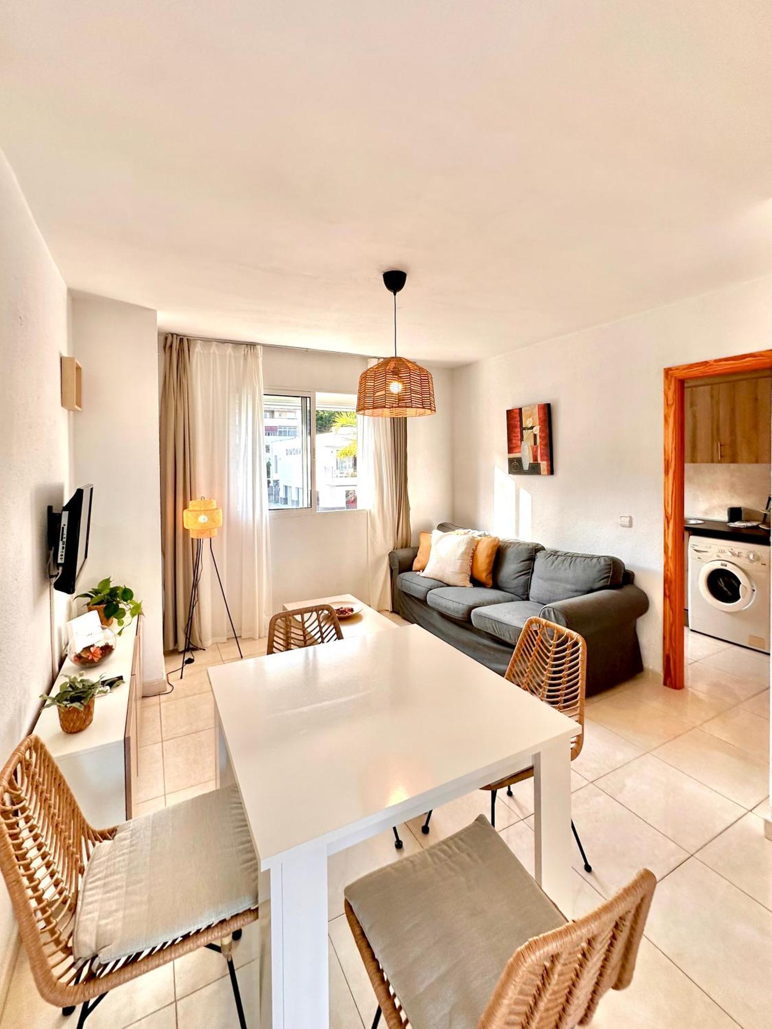 Apartamentos J&K 토레몰리노스 외부 사진